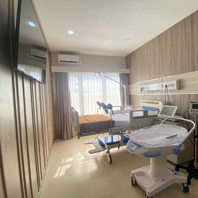 取卵8枚：6枚gv 一枚mi 天塌了